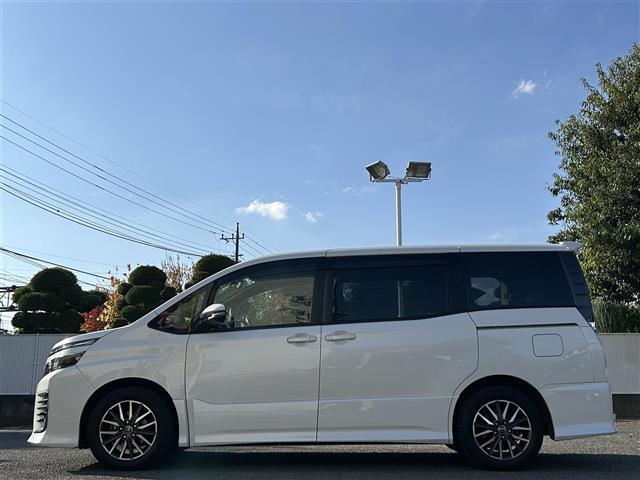 ヴォクシー ＺＳ（19枚目）