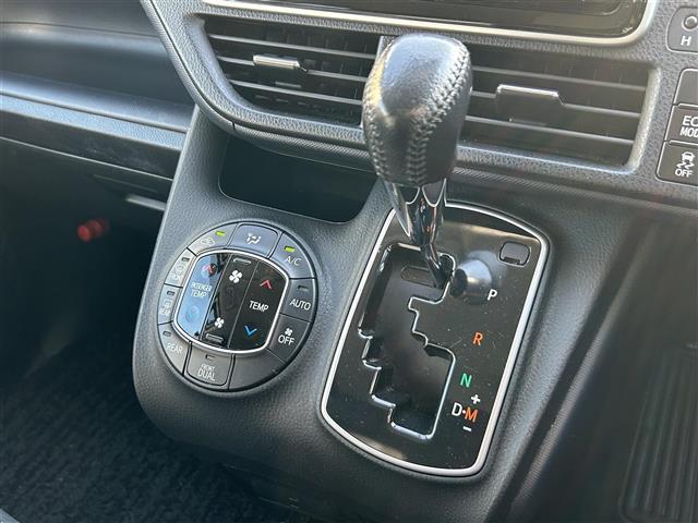 ヴォクシー ＺＳ（31枚目）