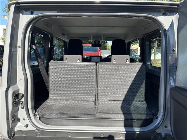 ジムニー XC ワンオーナー 純正OP8インチナビ(Bluetoothオーディオ/USBオーディオ・フルセグTV/DVD) バックカメラ セーフティサポート クルーズコントロール シートヒーター ビルトインETC(6枚目)