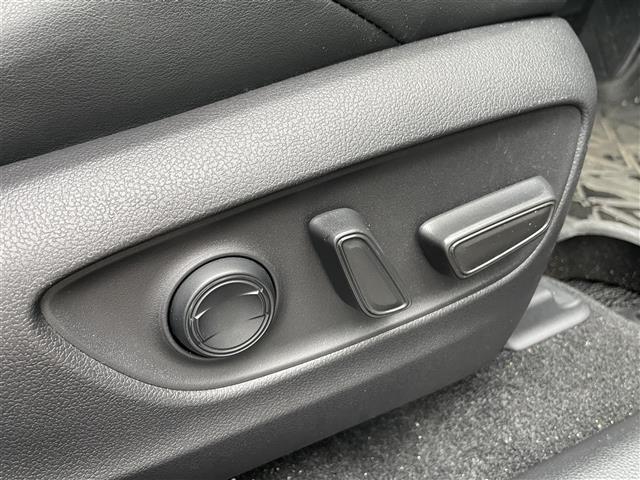ＲＡＶ４ アドベンチャー　オフロードパッケージ　４ＷＤ純正ホイールウィンカーミラークルーズコントロール運転席電動シートドアバイザープッシュスタートＥＴＣ２．０Ｂｌｕｅｔｏｏｔｈブレーキホールド電動パーキングブレーキ走行モード（8枚目）