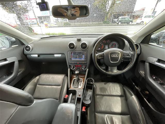 A3 スポーツバック2.0TFSIクワトロ 4WDターボ純正ホイール夏タイヤ装着社外ホイールスタッドレスタイヤ車載メモリナビワンセグテレビバックカメラドアバイザー運転席助手席電動シート(4枚目)