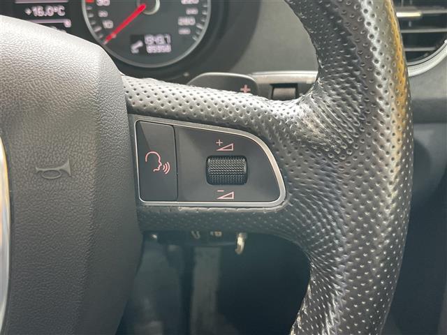 A3 スポーツバック2.0TFSIクワトロ 4WDターボ純正ホイール夏タイヤ装着社外ホイールスタッドレスタイヤ車載メモリナビワンセグテレビバックカメラドアバイザー運転席助手席電動シート(7枚目)