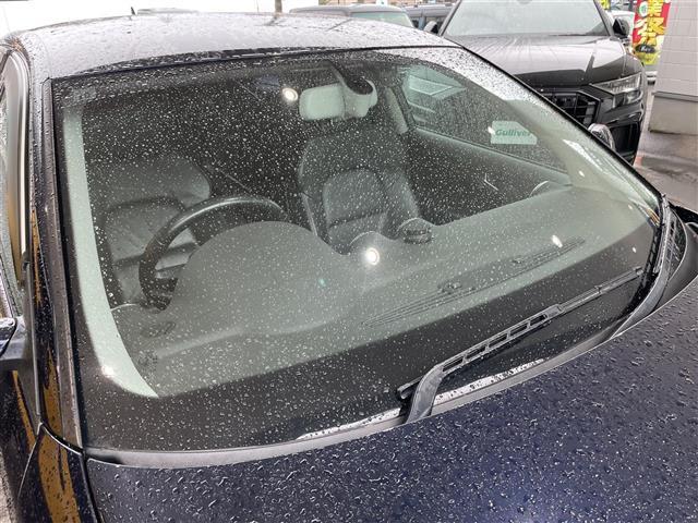 A3 スポーツバック2.0TFSIクワトロ 4WDターボ純正ホイール夏タイヤ装着社外ホイールスタッドレスタイヤ車載メモリナビワンセグテレビバックカメラドアバイザー運転席助手席電動シート(31枚目)