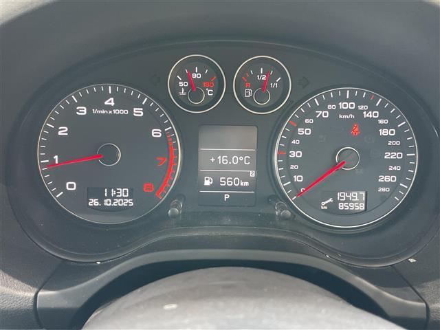 A3 スポーツバック2.0TFSIクワトロ 4WDターボ純正ホイール夏タイヤ装着社外ホイールスタッドレスタイヤ車載メモリナビワンセグテレビバックカメラドアバイザー運転席助手席電動シート(34枚目)