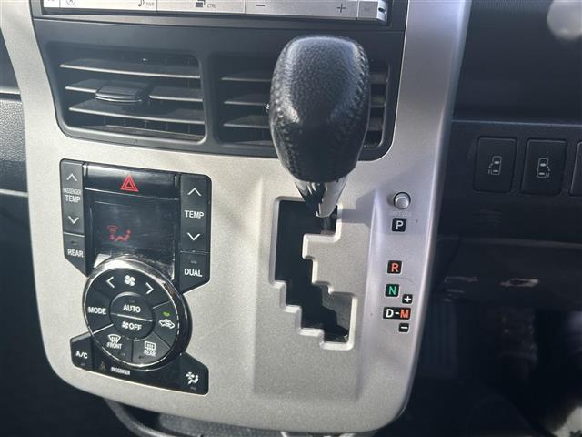 ヴォクシー ＺＳ　メモリナビワンセグテレビバックカメラウィンカーミラードアバイザープッシュスタート片側パワースライドドア（33枚目）