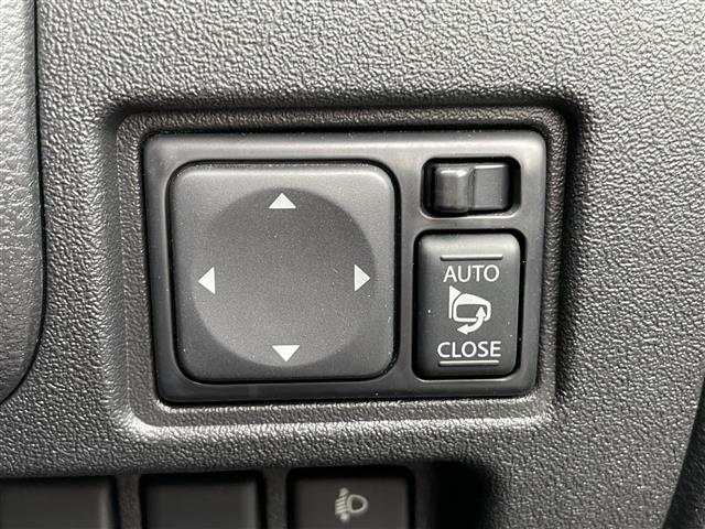 マーチ ニスモ　Ｓ　５ＭＴメモリナビワンセグテレビ純正ホイールプッシュスタートＥＴＣ純正フロアマットＢｌｕｅｔｏｏｔｈ電動格納ドアミラー（8枚目）