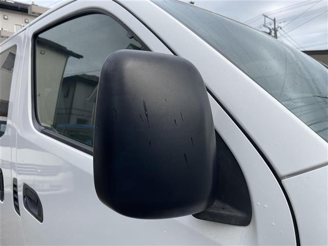 NV350キャラバンバン DX 4WDターボ15インチスタッドレスタイヤ装着夏タイヤ車載レベライザードライブレコーダーHEATスペアキー1個(29枚目)