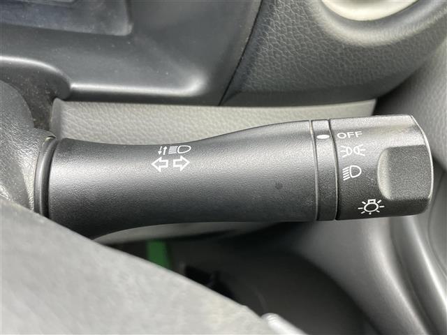 NV350キャラバンバン DX 4WDターボ15インチスタッドレスタイヤ装着夏タイヤ車載レベライザードライブレコーダーHEATスペアキー1個(33枚目)