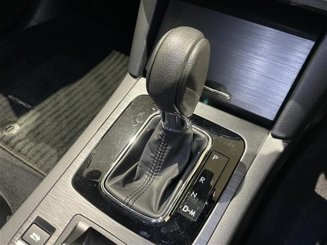 レガシィアウトバック ベースグレード　４ＷＤメモリナビフルセグテレビバックカメラ純正ホイール装着スタッドレスタイヤ車載アイドリングストップウィンカーミラークルーズコントロール運転席シートメモリー運転助手席電動シート前（35枚目）