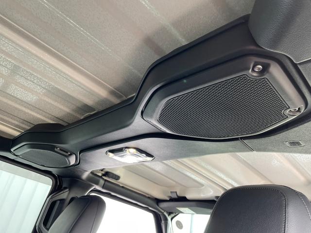 ジープ・ラングラーアンリミテッド サハラ 4WDメモリナビワンセグテレビバックカメラ純正ホイール夏タイヤ装着クルーズコントロールドアバイザープッシュスタートETC2.0純正フロアマットALPINEスピーカーBluetoo(19枚目)