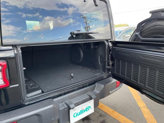 ジープ・ラングラーアンリミテッド サハラ 4WDメモリナビワンセグテレビバックカメラ純正ホイール夏タイヤ装着クルーズコントロールドアバイザープッシュスタートETC2.0純正フロアマットALPINEスピーカーBluetoo(29枚目)