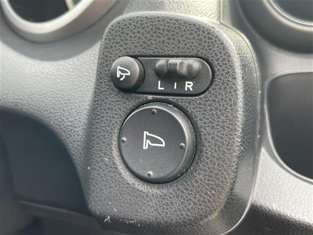 フィット Ｇ　ＣＤプレーヤードアバイザーＥＴＣ純正フロアマットＥＣＯＮレベライザー電動格納ドアミラー（8枚目）