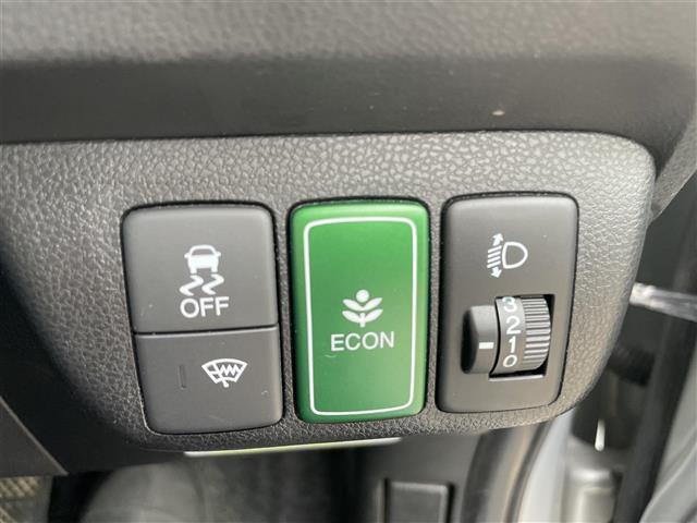 フィット Ｇ　ＣＤプレーヤードアバイザーＥＴＣ純正フロアマットＥＣＯＮレベライザー電動格納ドアミラー（9枚目）