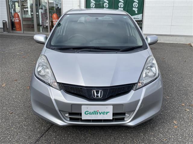 フィット Ｇ　ＣＤプレーヤードアバイザーＥＴＣ純正フロアマットＥＣＯＮレベライザー電動格納ドアミラー（21枚目）