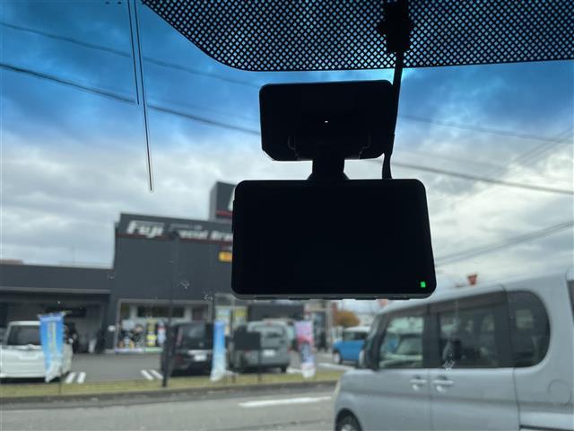 アルトラパンショコラ Ｘ　４ＷＤメモリナビワンセグテレビバックカメラアイドリングストップウィンカーミラードアバイザープッシュスタート純正フロアマット運転席シートヒータースペアキー１個（5枚目）