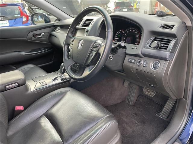 クラウン 3.5アスリートGパッケージ サンルーフ純正ホイール18インチ夏タイヤ装着メモリナビワンセグテレビバックカメラウィンカーミラークルーズコントロールドアバイザープッシュスタートイージークローザーETCシートメモ(40枚目)