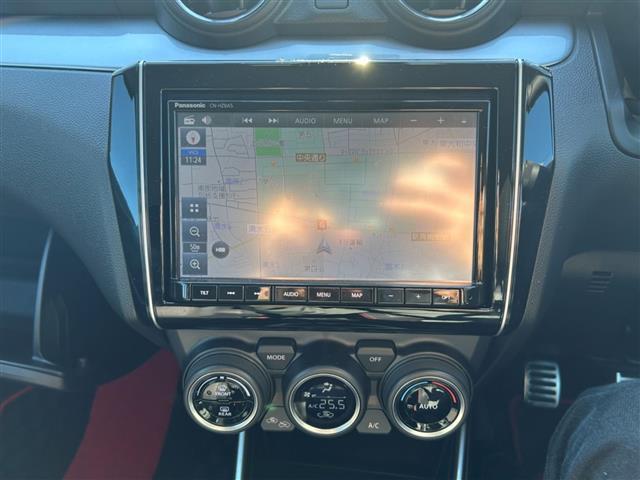 スイフトスポーツ ＺＣ３３Ｓ　ファイナルエディション　６ＭＴワンオーナーターボ純正ホイール夏タイヤ装着メモリナビフルセグテレビレーダークルーズコントロールバックカメラアラウンドビューモニター運転席シートヒータードアバイザープッシュス（10枚目）