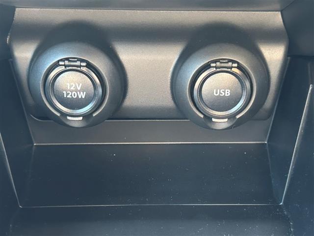 スイフトスポーツ ＺＣ３３Ｓ　ファイナルエディション　６ＭＴワンオーナーターボ純正ホイール夏タイヤ装着メモリナビフルセグテレビレーダークルーズコントロールバックカメラアラウンドビューモニター運転席シートヒータードアバイザープッシュス（14枚目）