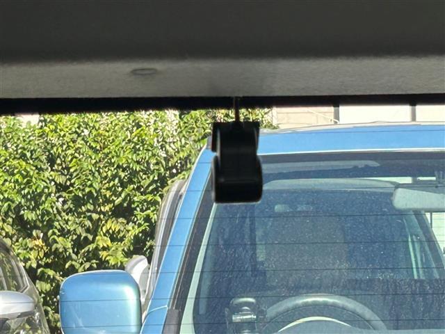 スイフトスポーツ ＺＣ３３Ｓ　ファイナルエディション　６ＭＴワンオーナーターボ純正ホイール夏タイヤ装着メモリナビフルセグテレビレーダークルーズコントロールバックカメラアラウンドビューモニター運転席シートヒータードアバイザープッシュス（20枚目）