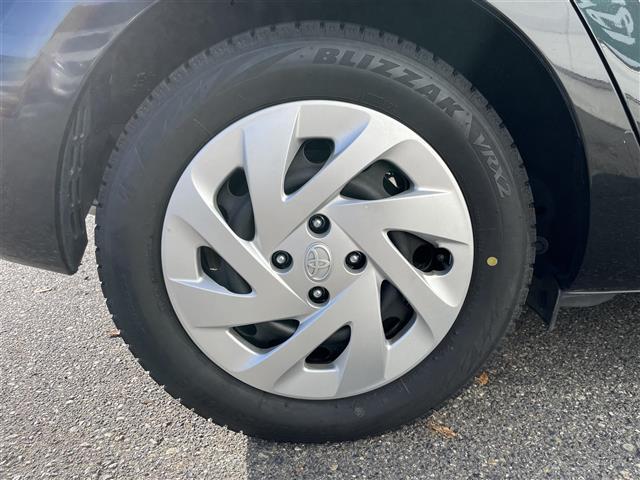 アクア Ｇ　メモリナビバックカメラ純正ホイール冬タイヤウィンカーミラークルーズコントロールドアバイザープッシュスタートＥＴＣフロアマット走行モードレベライザーＢｌｕｅｔｏｏｔｈステアリング（31枚目）