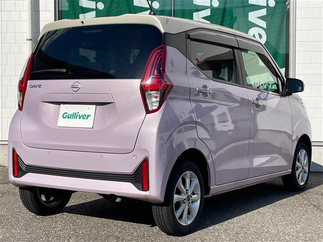 デイズ Ｘ　ワンオーナー４ＷＤ純正ホイール夏タイヤメモリナビフルセグテレビバックカメラアラウンドビューモニターウィンカーミラードアバイザープッシュスタートＥＴＣ純正フロアマットステアリング（30枚目）