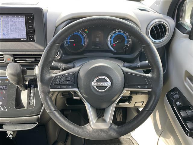 デイズ Ｘ　ワンオーナー４ＷＤ純正ホイール夏タイヤメモリナビフルセグテレビバックカメラアラウンドビューモニターウィンカーミラードアバイザープッシュスタートＥＴＣ純正フロアマットステアリング（35枚目）