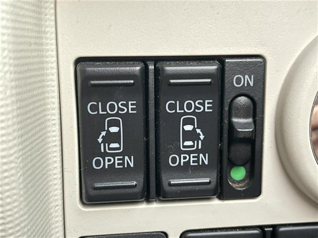 ムーヴキャンバス Gブラックアクセントリミテッド SAIII ワンオーナー純正ホイール夏タイヤ装着ドライブレコーダーメモリナビフルセグテレビバックカメラアラウンドビューモニタードアバイザープッシュスタート両側パワースライドドア純正フロアマット(6枚目)