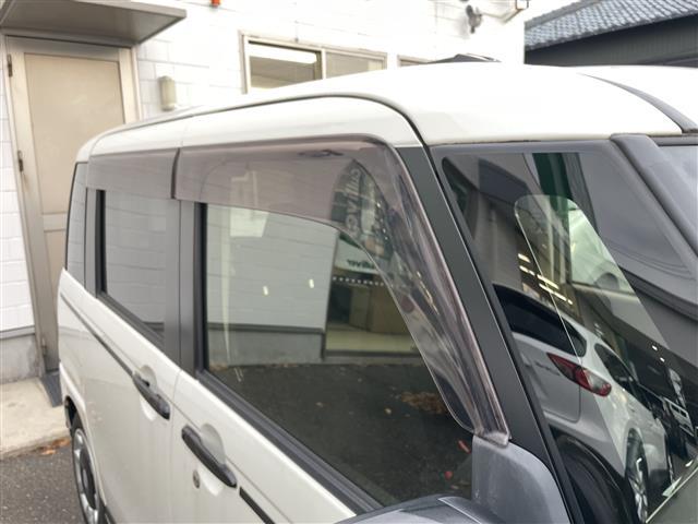 ムーヴキャンバス Gブラックアクセントリミテッド SAIII ワンオーナー純正ホイール夏タイヤ装着ドライブレコーダーメモリナビフルセグテレビバックカメラアラウンドビューモニタードアバイザープッシュスタート両側パワースライドドア純正フロアマット(13枚目)