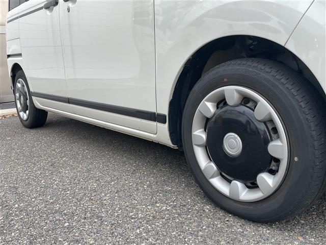 ムーヴキャンバス Gブラックアクセントリミテッド SAIII ワンオーナー純正ホイール夏タイヤ装着ドライブレコーダーメモリナビフルセグテレビバックカメラアラウンドビューモニタードアバイザープッシュスタート両側パワースライドドア純正フロアマット(21枚目)