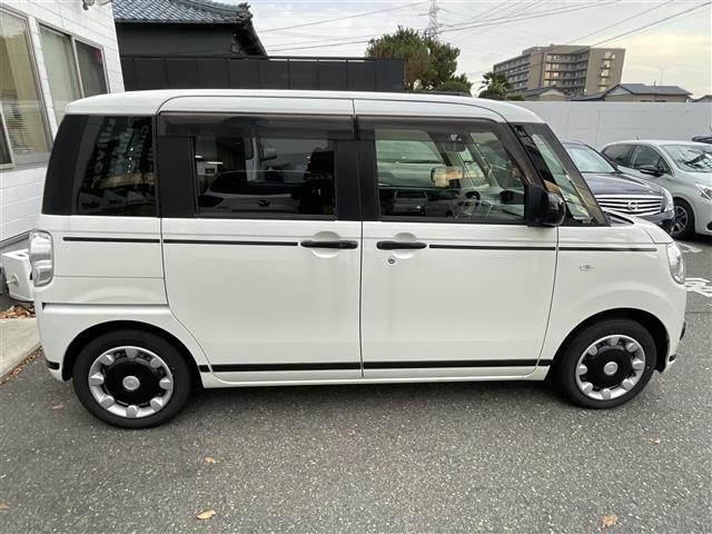 ムーヴキャンバス Gブラックアクセントリミテッド SAIII ワンオーナー純正ホイール夏タイヤ装着ドライブレコーダーメモリナビフルセグテレビバックカメラアラウンドビューモニタードアバイザープッシュスタート両側パワースライドドア純正フロアマット(28枚目)