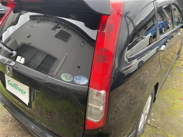 ストリーム RSZ HDDナビ社外ホイールスタッドレスタイヤドアバイザーETC純正フロアマットアルパインフリップダウンモニターハンズフリーステアリングスイッチ(18枚目)