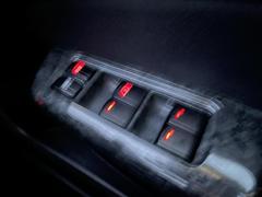 ����С����롼�פǤϼ��ץ᡼���������׼ּ�򤪼�갷�����Ƥ���ޤ��������󣴣���Ź�ޤκ߸ˤ��椫�餪���ͤ˥ԥå���ΰ������Ƥ��ޤ��� 4