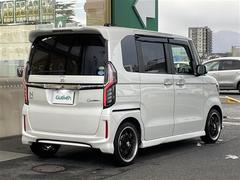 安心の全車保証付き！（※部分保証、国産車は納車後３ヶ月、輸入車は納車後１ヶ月の保証期間となります）。その他長期保証（有償）もご用意しております！※長期保証を付帯できる車両には条件がございます。 6