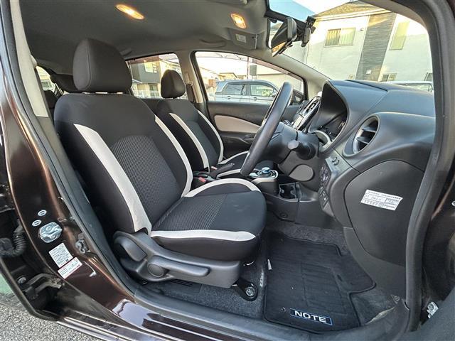 ノート ｅ－パワー　Ｘ　★純正７インチＳＤナビ（ＭＭ３１６Ｄ－Ｗ）★全方位カメラ★ＥＴＣ★プリクラッシュ★純正フロアマット★フルセグＴＶ★プッシュスタート★コーナーセンサー★横滑り防止装置★レーンキープアシスト★保証書（17枚目）