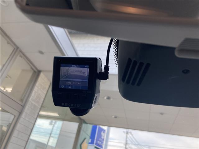 トゥインゴ バイブス　★ワンオーナー★ディスプレイオーディオ★Ｂｌｕｅｔｏｏｔｈ／ＦＭ／ＡＭ★バックカメラ★ＥＴＣ★ドライブレコーダー★Ｄ／Ｎ　シートヒーター★クルーズコントロール★レーンキープアシスト（8枚目）