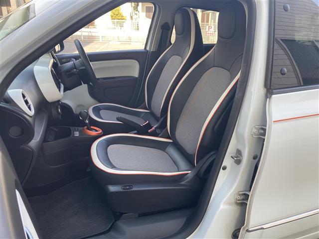 トゥインゴ バイブス　★ワンオーナー★ディスプレイオーディオ★Ｂｌｕｅｔｏｏｔｈ／ＦＭ／ＡＭ★バックカメラ★ＥＴＣ★ドライブレコーダー★Ｄ／Ｎ　シートヒーター★クルーズコントロール★レーンキープアシスト（10枚目）