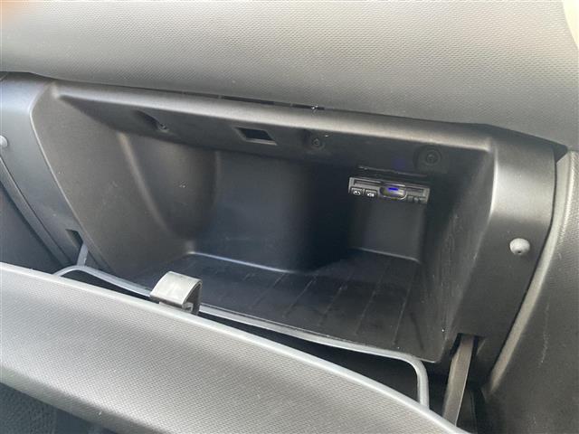 トゥインゴ バイブス　★ワンオーナー★ディスプレイオーディオ★Ｂｌｕｅｔｏｏｔｈ／ＦＭ／ＡＭ★バックカメラ★ＥＴＣ★ドライブレコーダー★Ｄ／Ｎ　シートヒーター★クルーズコントロール★レーンキープアシスト（24枚目）