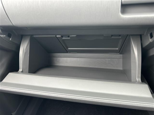 プリウスアルファ Ｓ　Ｌセレクション　★純正ナビ（ＮＤＤＮ－Ｗ５７）（ＡＭ／ＦＭ／ＤＶＤ／ＣＤ）★ＥＴＣ★プッシュスタート★ＡＡＣ★パワーウィンドウ★スマートキー★カーテンエアバック★電動格納ミラー★オートライト（24枚目）