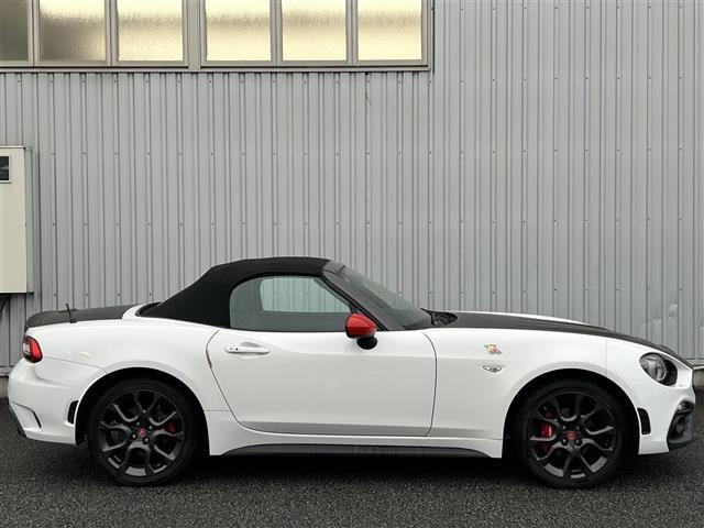 アバルト124 スパイダー ベースグレード(5枚目)