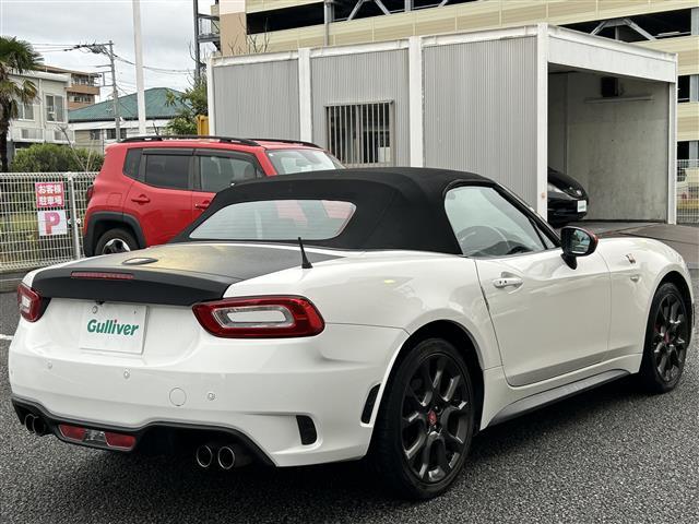 アバルト124 スパイダー ベースグレード(7枚目)