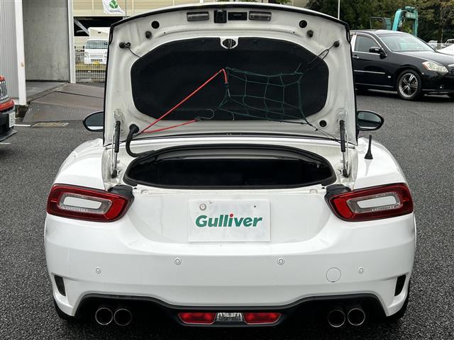 アバルト124 スパイダー ベースグレード(10枚目)