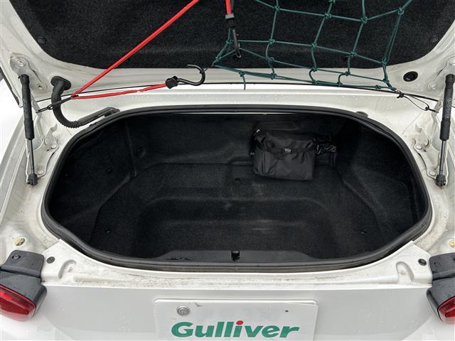 アバルト124 スパイダー ベースグレード(11枚目)