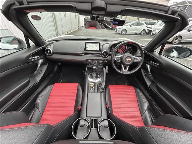 アバルト124 スパイダー ベースグレード(36枚目)