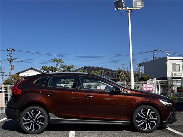 Ｖ４０ クロスカントリー　Ｔ５　ＡＷＤ（6枚目）