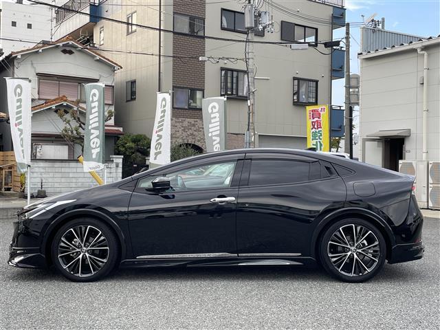 プリウス Z 1オナ/内装アマチュアレッド/モデリスタエアロ/シグネチャーイルミ/クールシャインキット/ドラレコ前後/デジタルインナーミラー(7枚目)