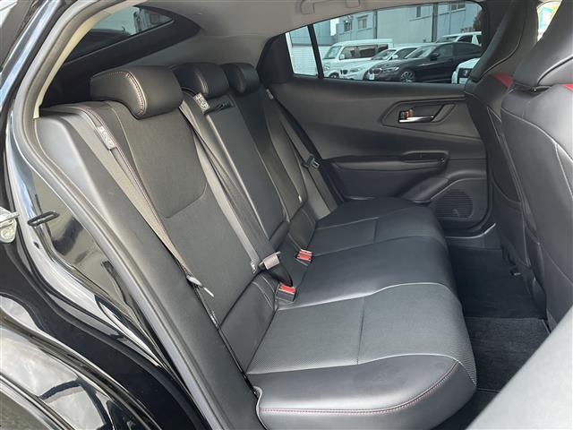 プリウス Z 1オナ/内装アマチュアレッド/モデリスタエアロ/シグネチャーイルミ/クールシャインキット/ドラレコ前後/デジタルインナーミラー(16枚目)