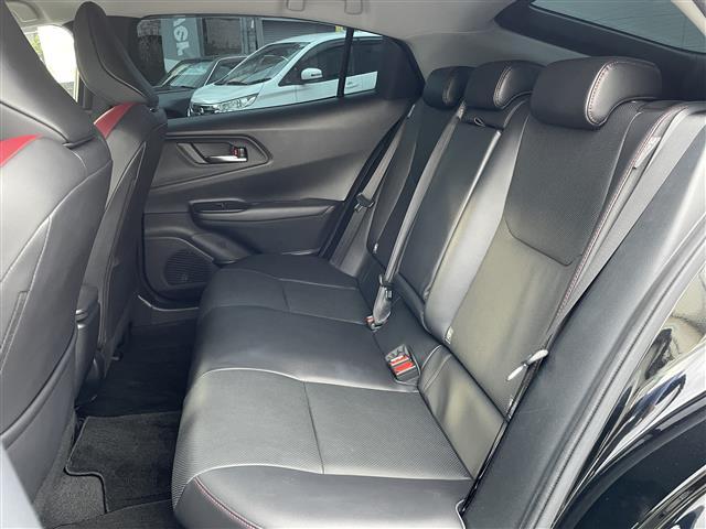 プリウス Z 1オナ/内装アマチュアレッド/モデリスタエアロ/シグネチャーイルミ/クールシャインキット/ドラレコ前後/デジタルインナーミラー(17枚目)