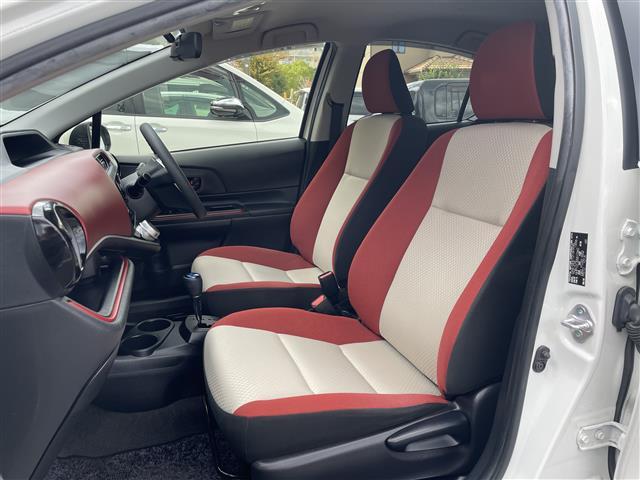 アクア S 1オナ/ナビ/TB/BT/Bカメ/衝突B/LEDランプ(16枚目)