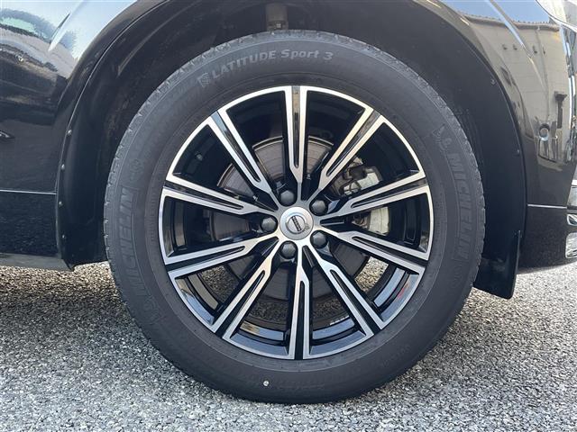 XC60 T5 AWD インスクリプション 1オナ/茶革/ナビ/TV/BT/19AW/衝突軽減B(6枚目)
