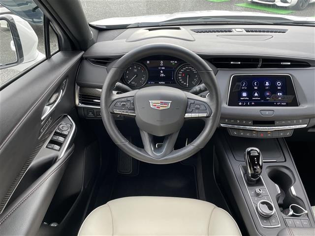 キャデラックXT4 スポーツ 1オナ/キャデラック正規D毎年記録簿/内装ライトウィート/20AW/衝突軽減/BOSEサウンド/ヘッドアップディスプレイ(12枚目)